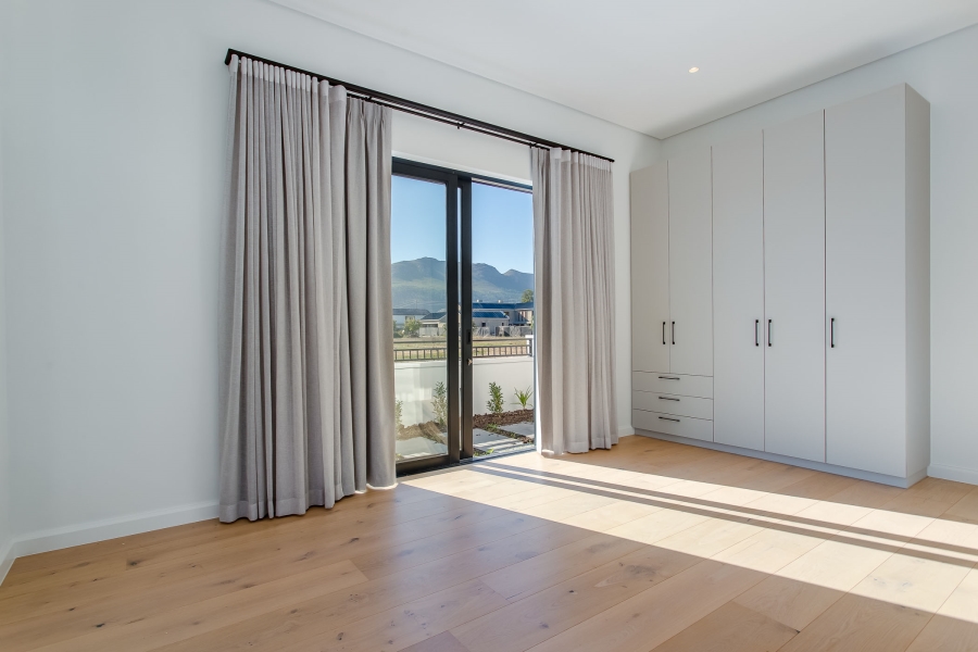 5 Bedroom Property for Sale in Pearl Valley at Val de Vie Western Cape